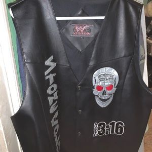 Two biker vest a pair of biker boats